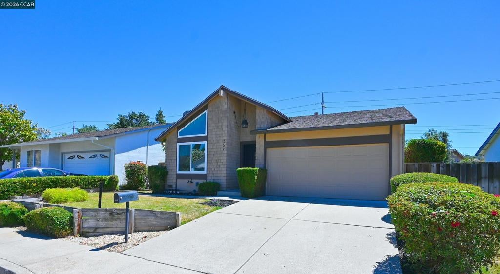 4608 Deercreek Ln