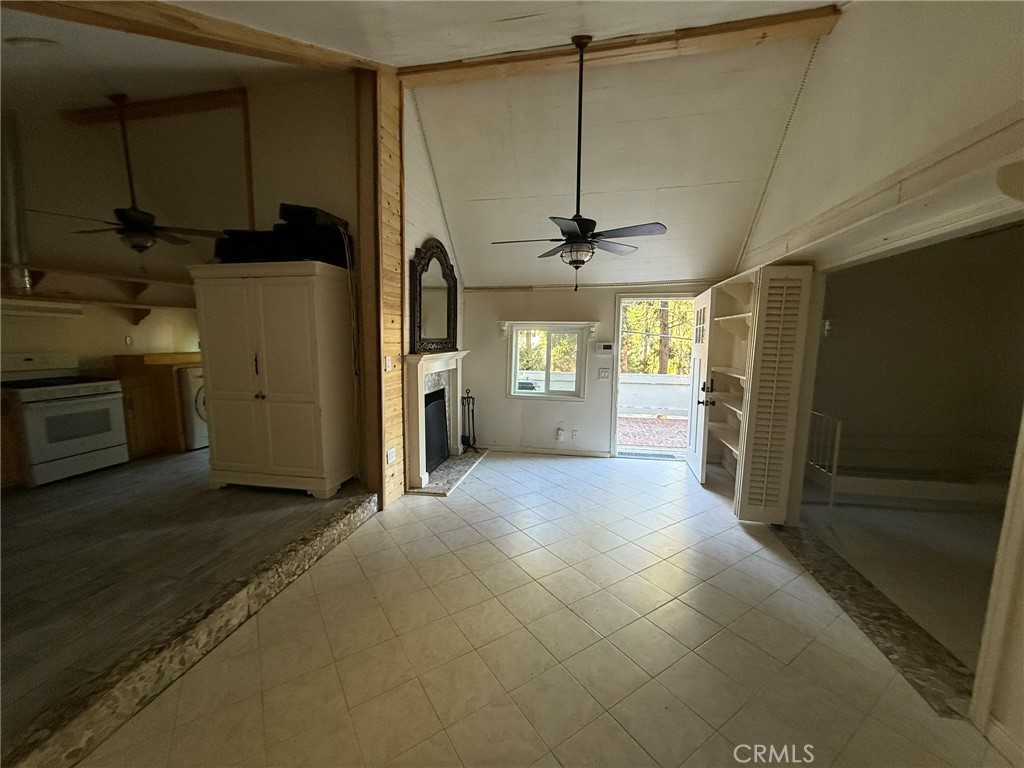 Crestline (CRES) - Residential