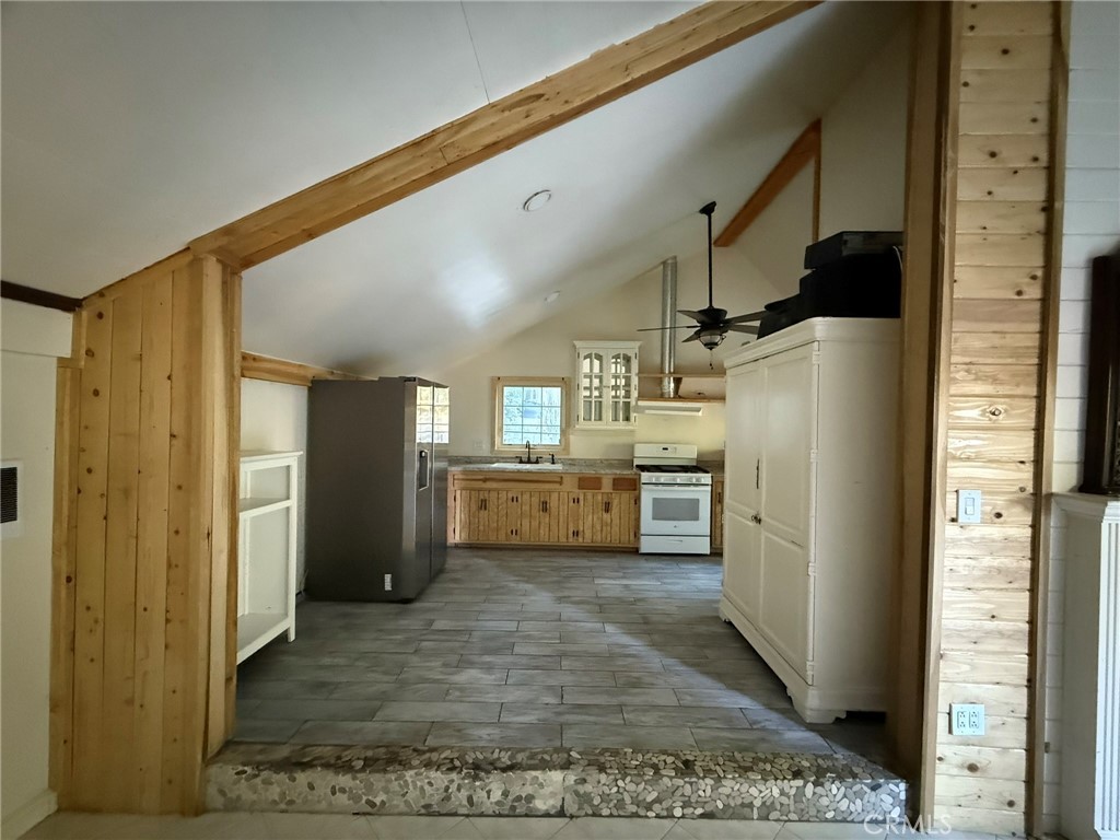 Crestline (CRES) - Residential