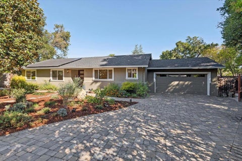 Photo of 543 Shirlynn Court, Los Altos, CA 94022 (MLS # ML82061645)