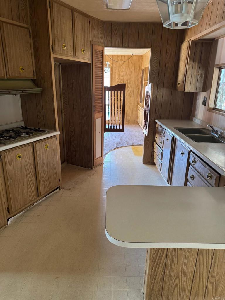 1401 El Norte Parkway 91