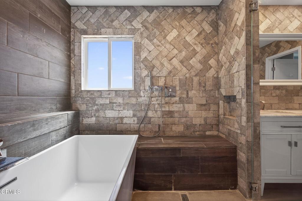 Ventura Keys 3 - 160103 - Residential