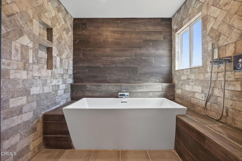 Ventura Keys 3 - 160103 - Residential