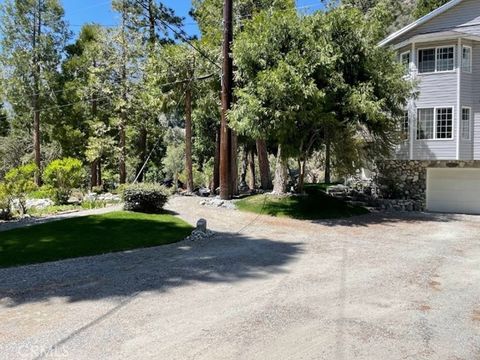 Photo of 41560 Alder Drive, Forest Falls, CA 92339 (MLS # IG25118612) Photo of 41560 Alder Drive, Forest Falls, CA 92339 (MLS # IG25118612)