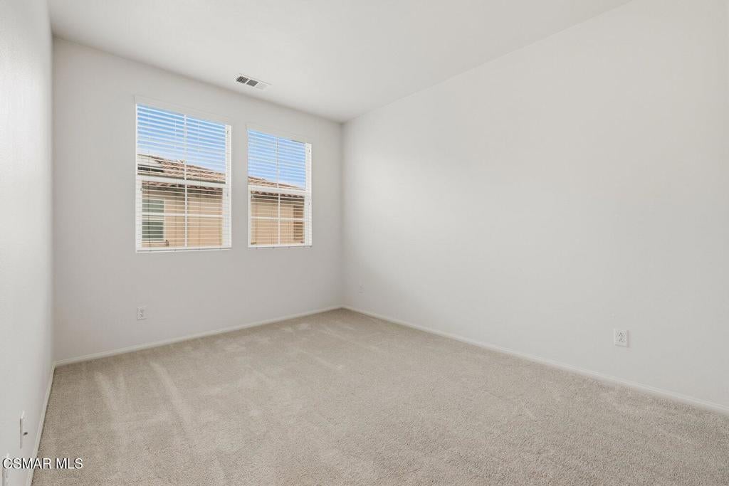 383 Nuez Street