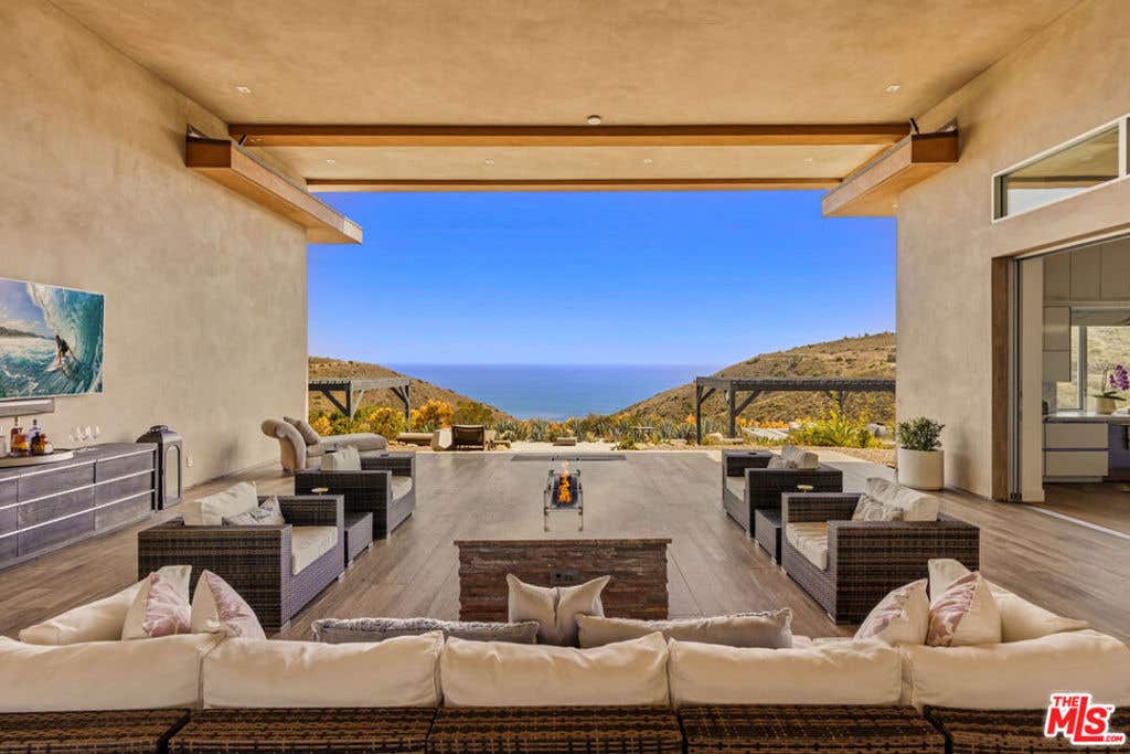 Photo of 10715 Yerba Buena Road, Malibu, CA 90265 (MLS # 26859041)