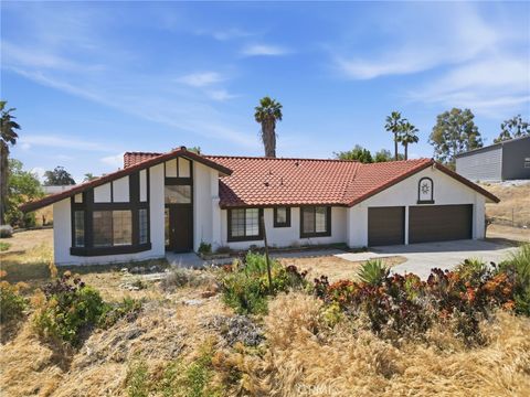 Photo of 18085 Golden Leaf Lane, Riverside, CA 92504 (MLS # IV26079217)