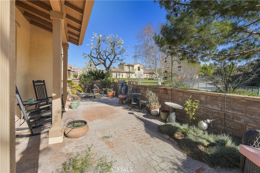 27976 red pine court