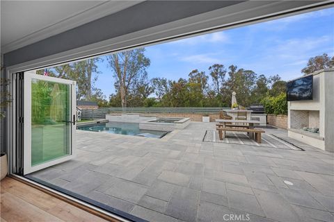 Photo of 27821 Abadejo, Mission Viejo, CA 92692 (MLS # OC25246308) Photo of 27821 Abadejo, Mission Viejo, CA 92692 (MLS # OC25246308)