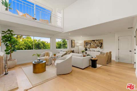 Photo of 390 S Sepulveda Boulevard #409, Los Angeles, CA 90049 (MLS # 26868917)