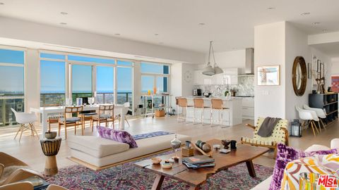 3111 Via Dolce 903 Marina Del Rey CA 90292