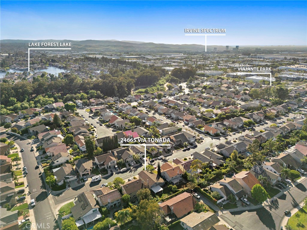 24665 Via Tonada