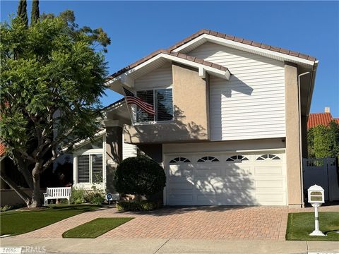 24665 Via Tonada Lake Forest CA 92630