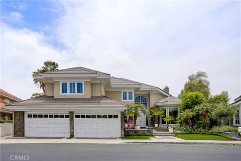 Photo of 14 Rockingham Dr DR, Newport Beach, CA 92660 (MLS # PW26126087)