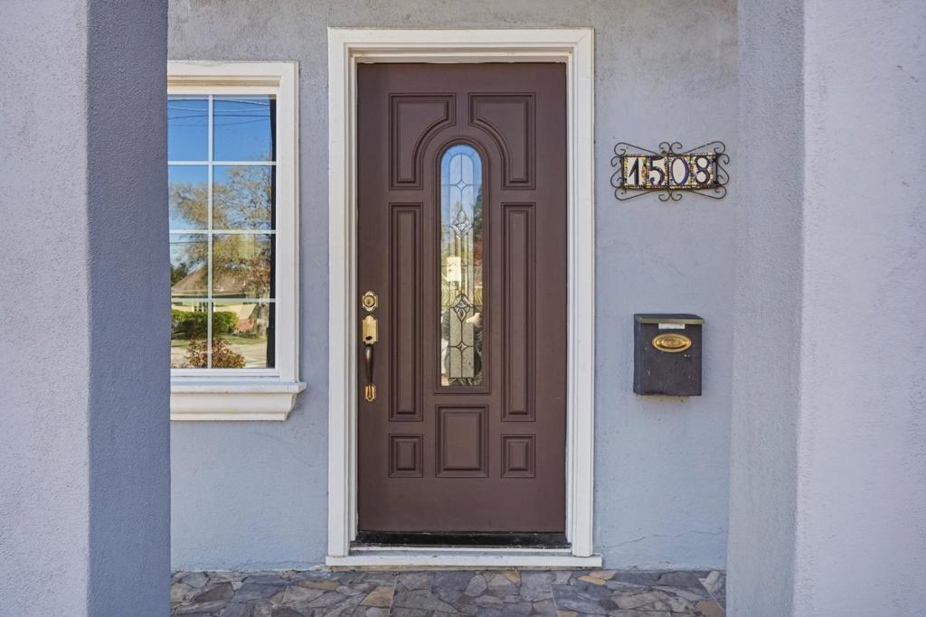 1508 W Hedding Street