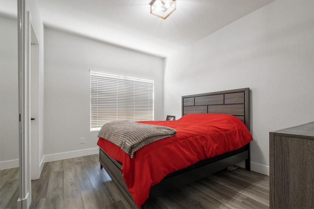 Summit Renaissance (SMRN) - Residential Lease