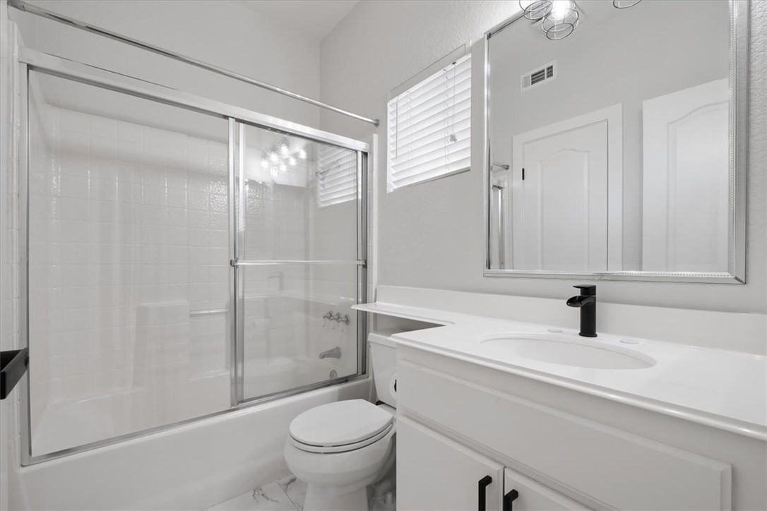 Summit Renaissance (SMRN) - Residential Lease