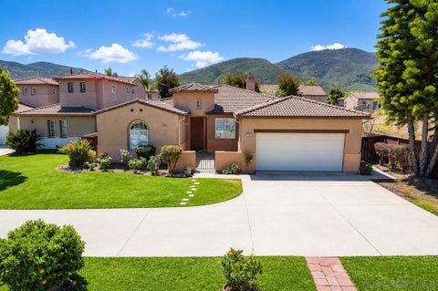 Photo of 391 Camino Carta, San Marcos, CA 92078 (MLS # 260019808SD)