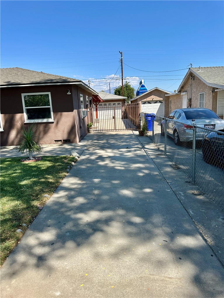 1451 Crestview Avenue