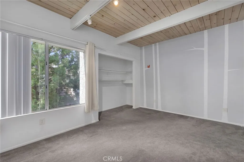 Studio City, California 91604, United States, 2 Bedrooms Bedrooms, ,3 BathroomsBathrooms,Residential,Active,172331