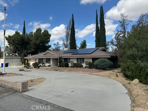 Photo of 19546 Kona RD, Apple Valley, CA 92307 (MLS # OC26224957)