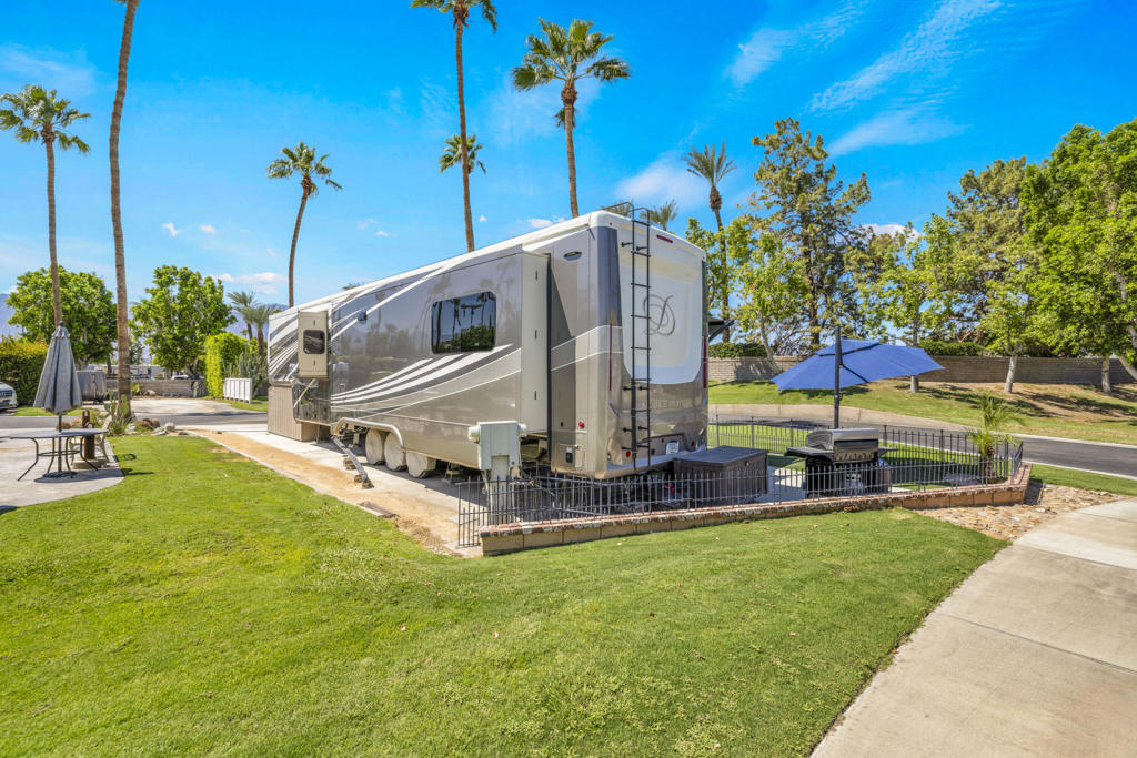 Outdoor Resorts Palm Springs - Land