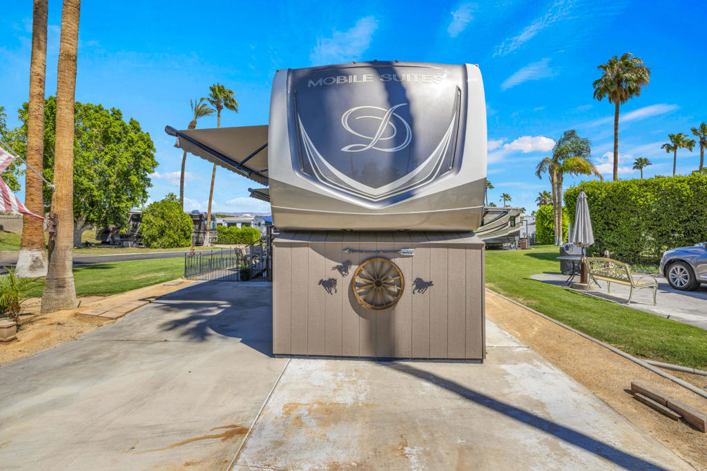 Outdoor Resorts Palm Springs - Land