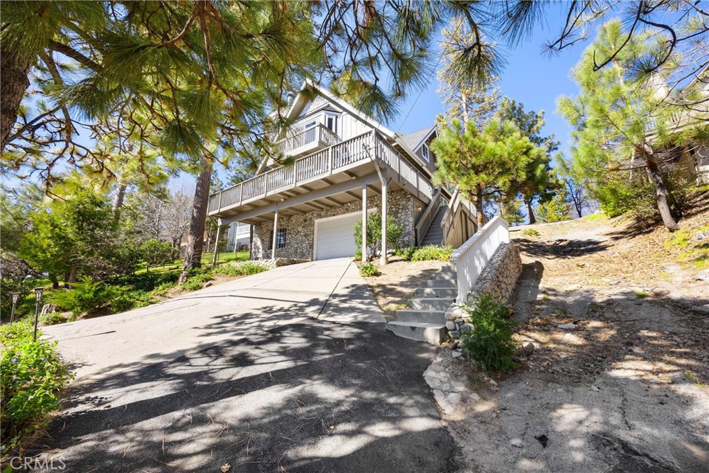 1113 N Grass Valley