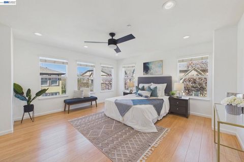 Tiny photo for 2352 2352 Millstream Ln Ln, San Ramon, CA 94582 (MLS # 41125637)