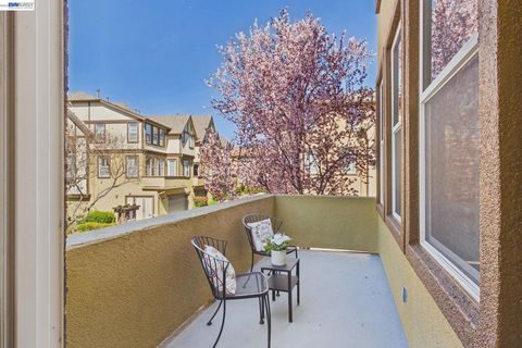 Tiny photo for 2352 2352 Millstream Ln Ln, San Ramon, CA 94582 (MLS # 41125637)