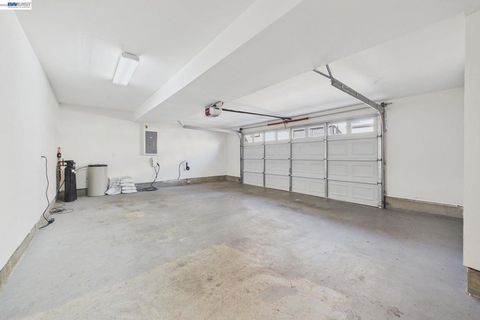 Tiny photo for 2352 2352 Millstream Ln Ln, San Ramon, CA 94582 (MLS # 41125637)