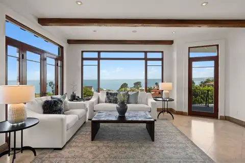 1745 Amalfi St, La Jolla, CA 92037 - MLS#: 260006766SD