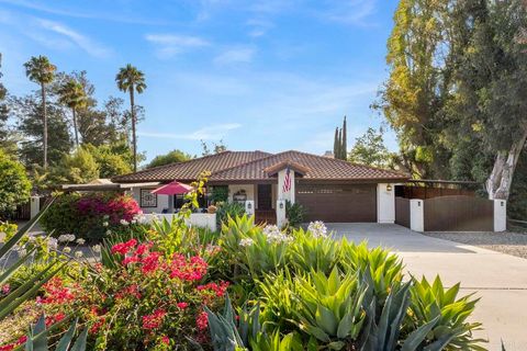 Photo of 1305 Scenic Dr Dr, Escondido, CA 92029 (MLS # NDP2602530)