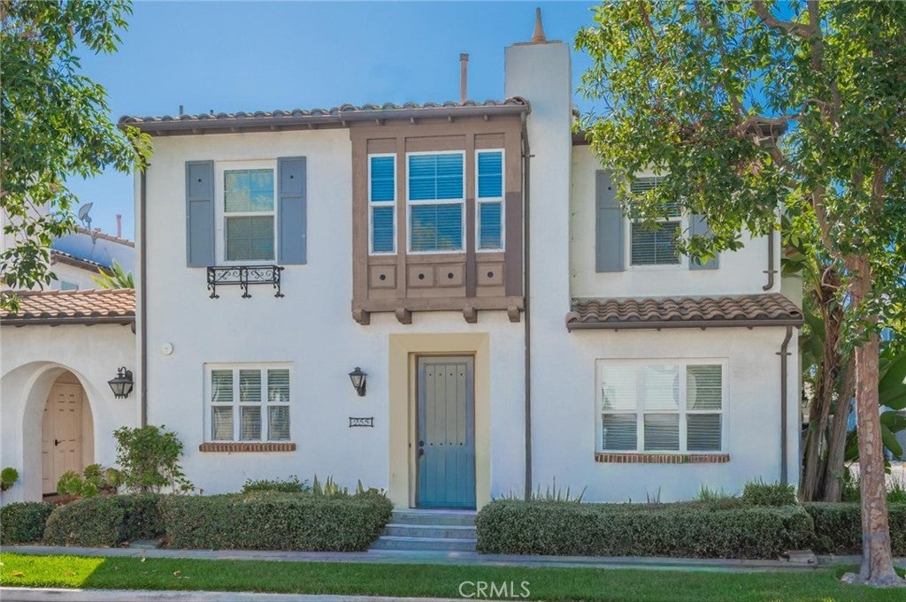 255 N Santa Maria Street