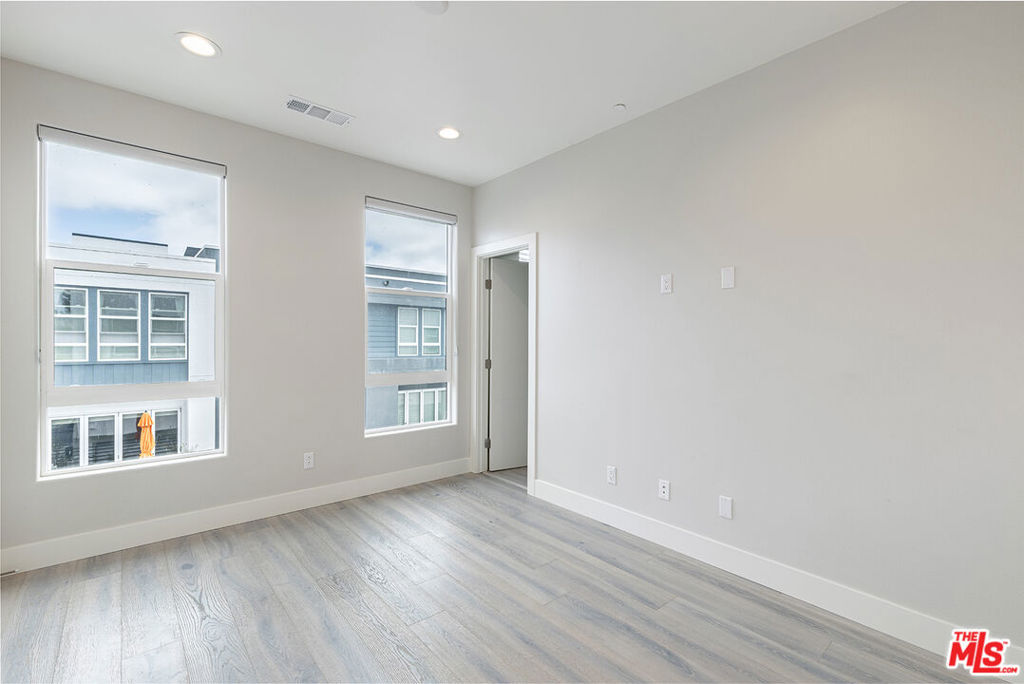 Register Square Napa - Residential