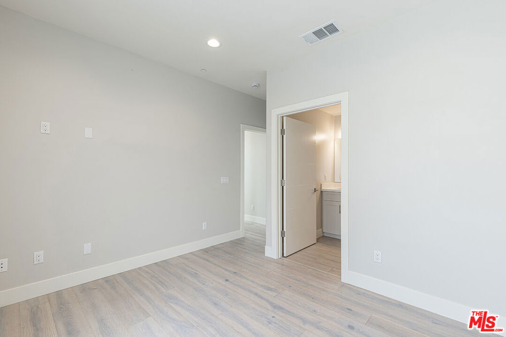 Register Square Napa - Residential