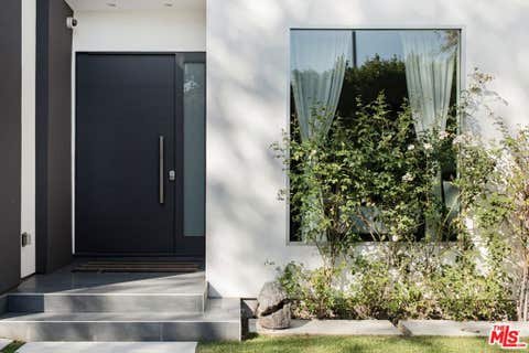 Photo of 1723 S Durango Avenue, Los Angeles, CA 90035 (MLS # 26850865)