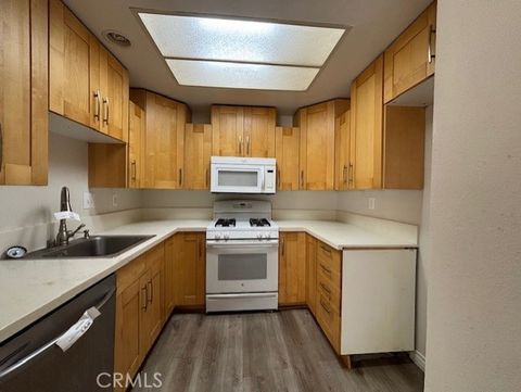 Tiny photo for 2160 Blackberry Circle, Oxnard, CA 93036 (MLS # CV26029145)