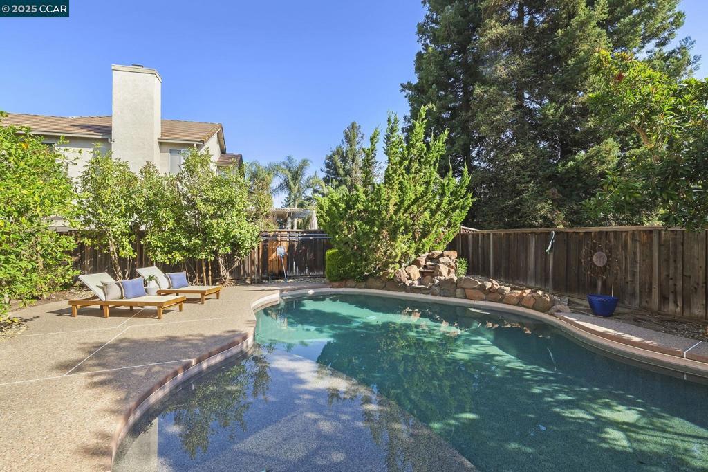 BROOKMEADOW PARK - Residential