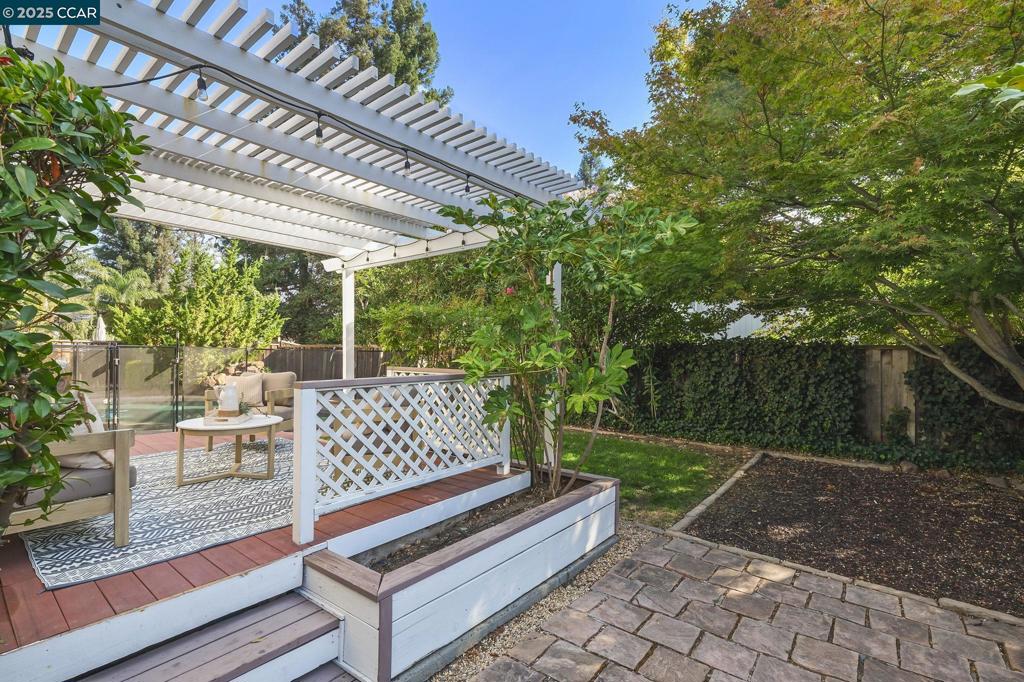 BROOKMEADOW PARK - Residential