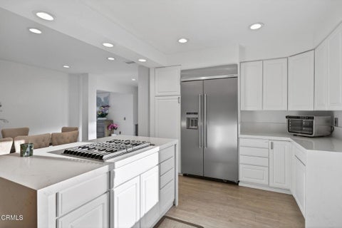 Tiny photo for 542 Valley View Way, Ventura, CA 93003 (MLS # V1-39121)