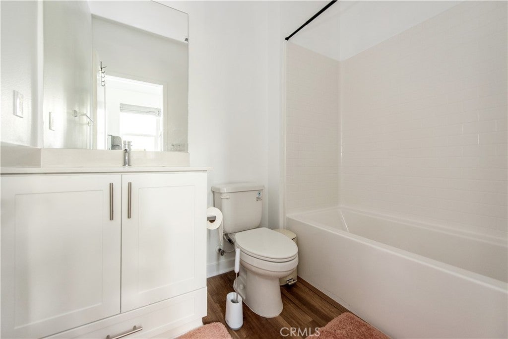 2208 Synergy, Irvine CA 92614 - Photo 18
