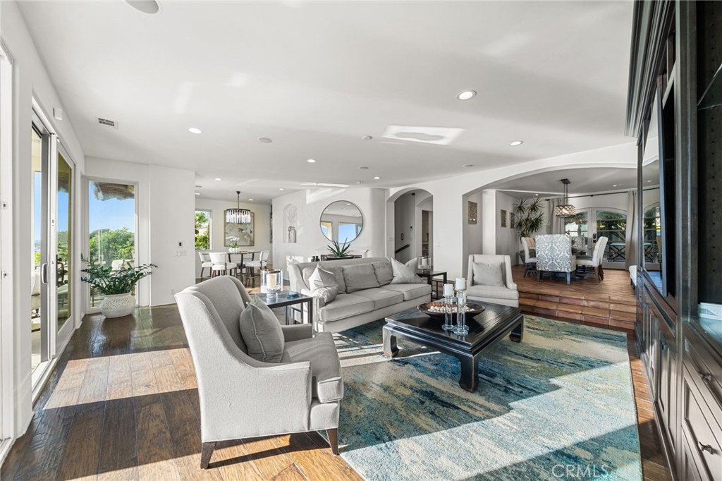 Corona del Mar South of PCH (CDMS) - Residential Lease