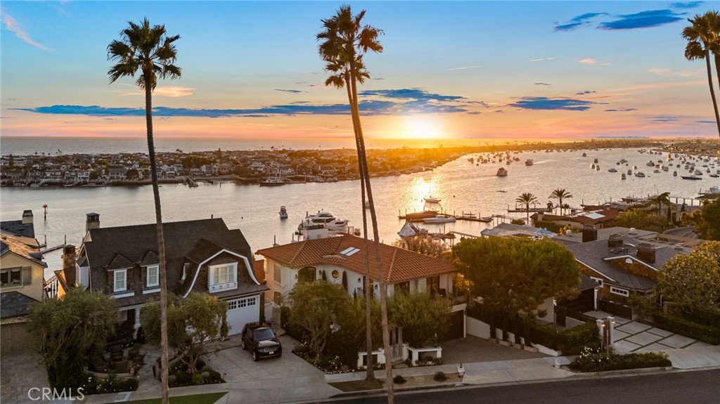 Corona del Mar South of PCH (CDMS) - Residential Lease