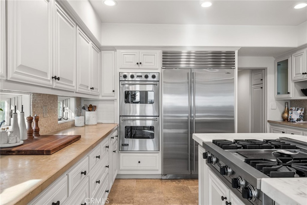 Corona del Mar South of PCH (CDMS) - Residential Lease