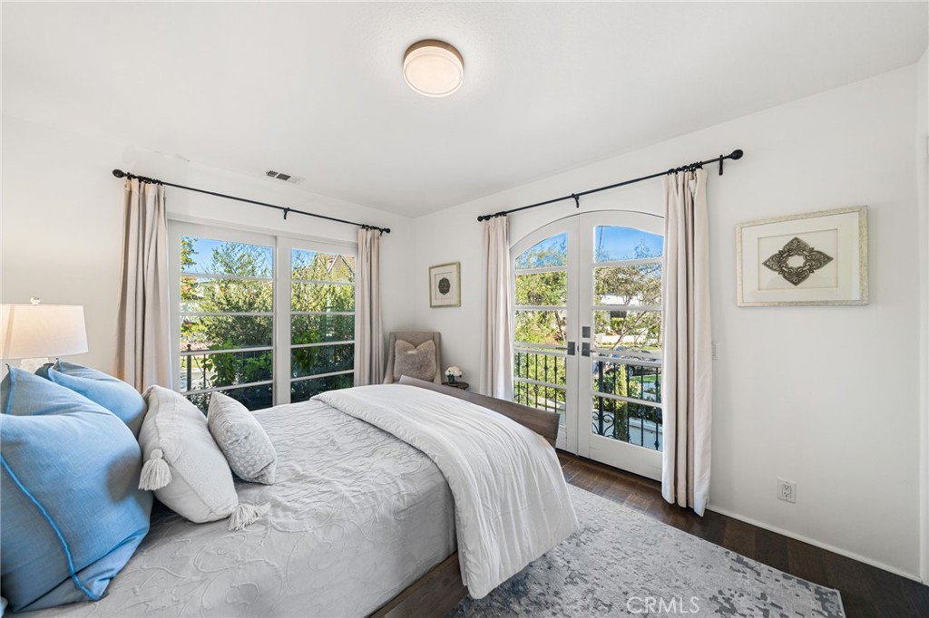 Corona del Mar South of PCH (CDMS) - Residential Lease