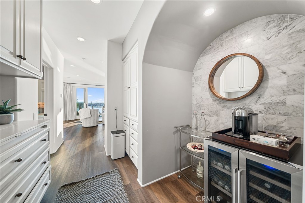Corona del Mar South of PCH (CDMS) - Residential Lease