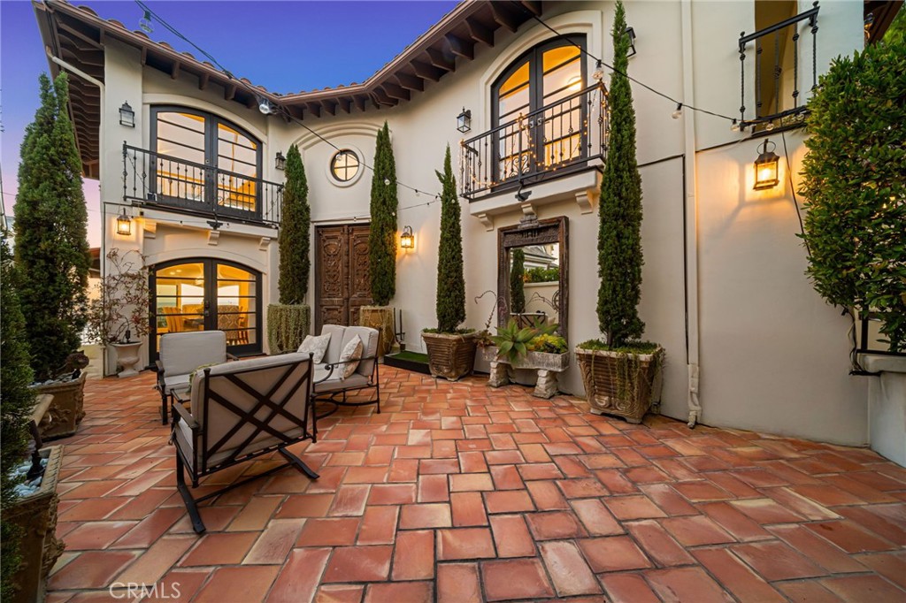 Corona del Mar South of PCH (CDMS) - Residential Lease