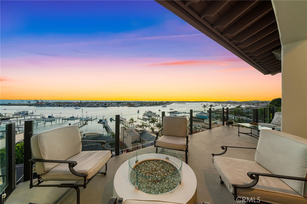 Corona del Mar South of PCH (CDMS) - Residential Lease