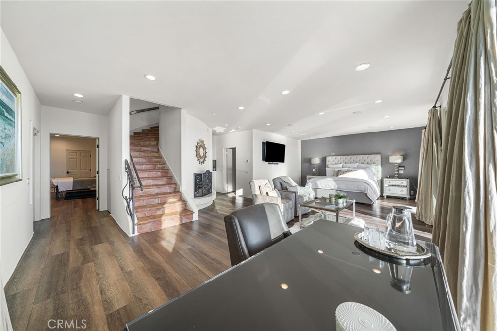 Corona del Mar South of PCH (CDMS) - Residential Lease